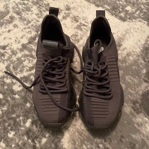 Steve Madden sneakers